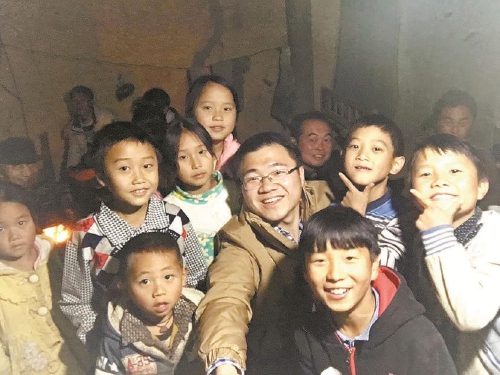 云南西畴县西洒镇瓦厂村第一书记巩宸宇:博士驻村,从一件件小事做起